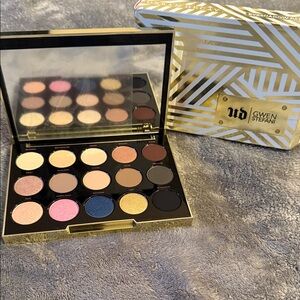 Urban Decay Gwen Stefani Eyeshadow Palette - Pink, Blue, Gold, Cream